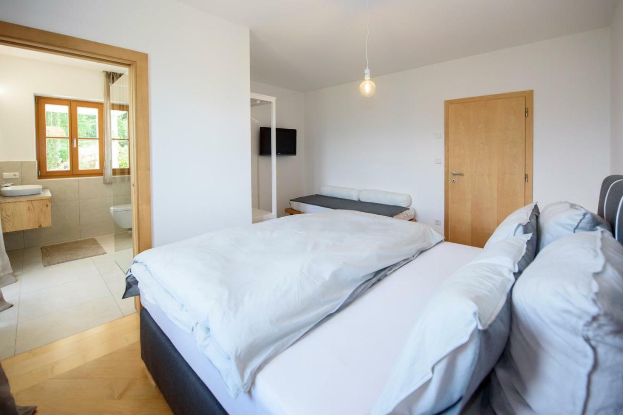 La Vinea Apartment Caldaro Exterior photo